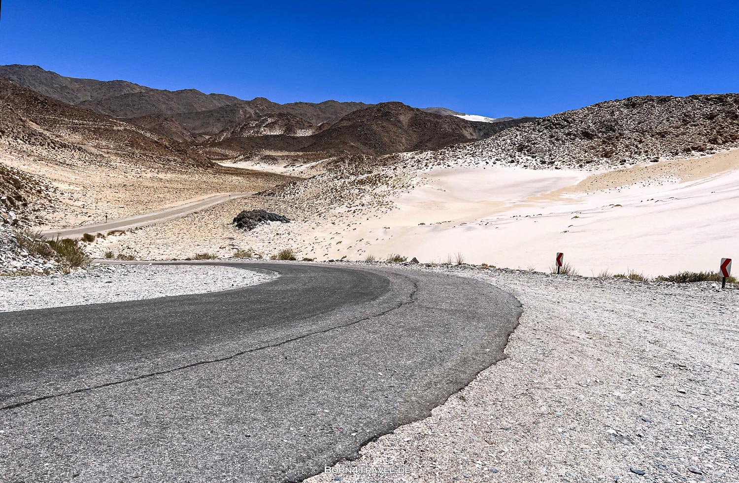 Sand Dunes Ruta 43 nach El Peñon,Argentinien2023,born4travel.de