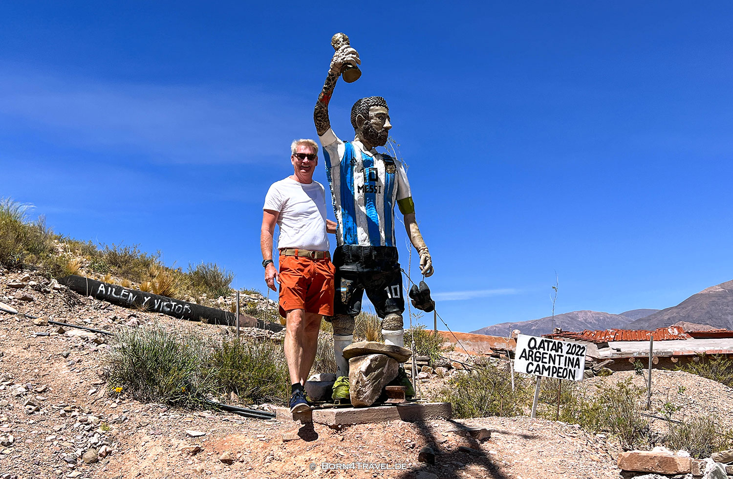 Messi on way to La Graganta del Diablo,Tilcara,Argentinien,born4travel.de Messi on way to La Graganta del Diablo,Tilcara,Argentinien,born4travel.de