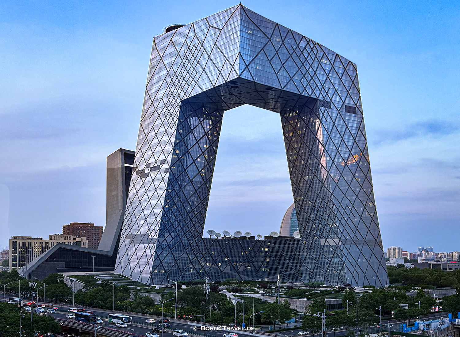CCTV Headquarters,Beijing,China 2026,born4travel.de CCTV HeadquartersBeijing,China 2026,born4travel.de