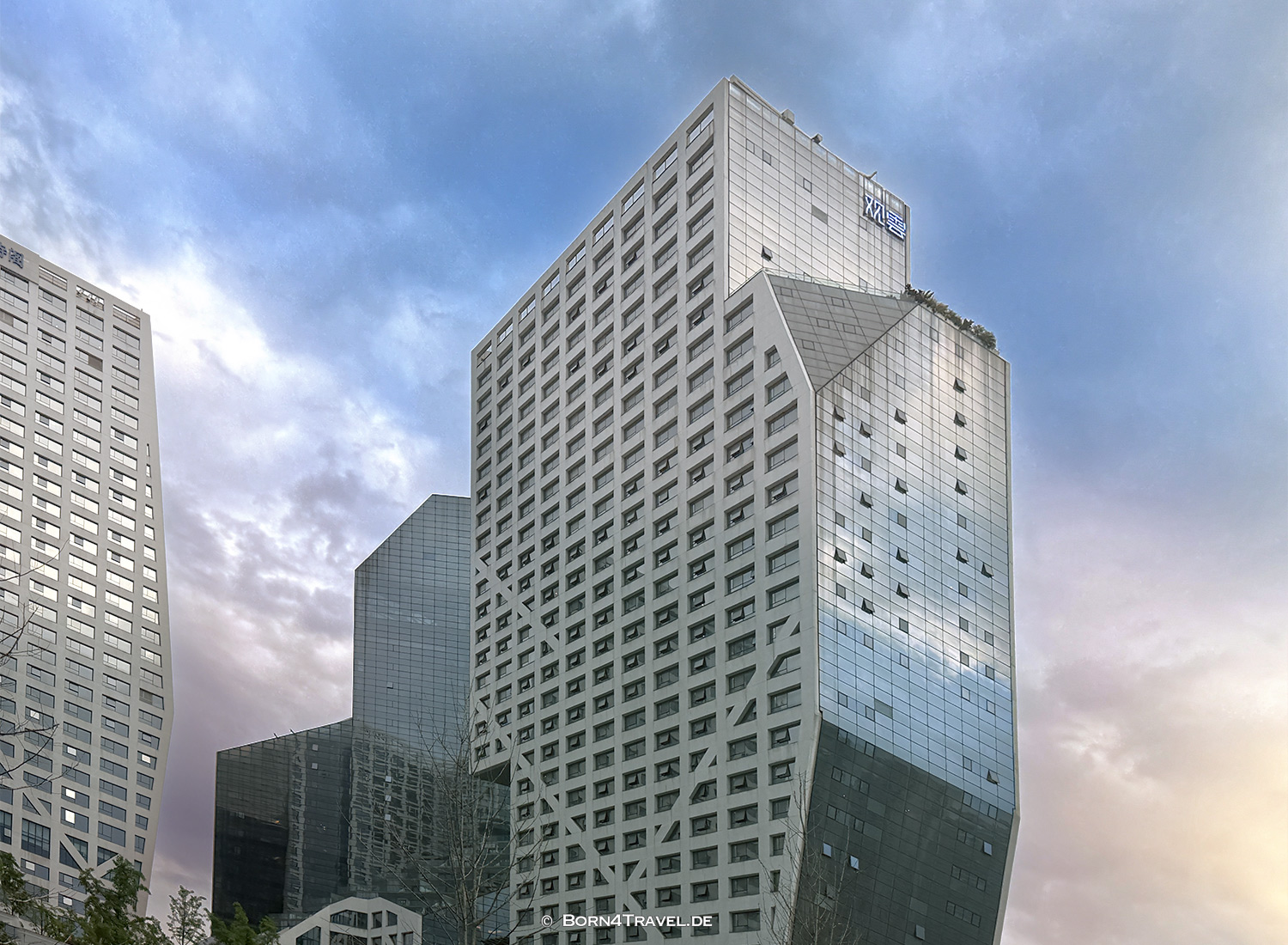 Chengdu,Sichuan,China2026,born4travel.de