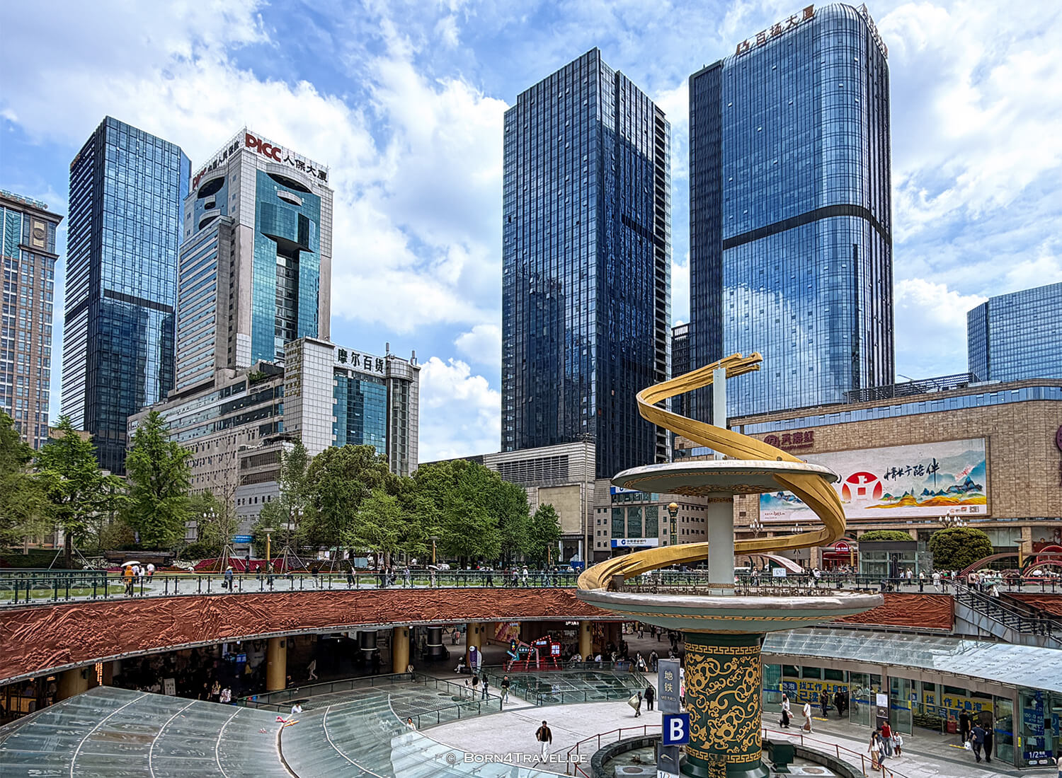 Tianfu Square,Chengdu,Sichuan,China2026,born4travel.de