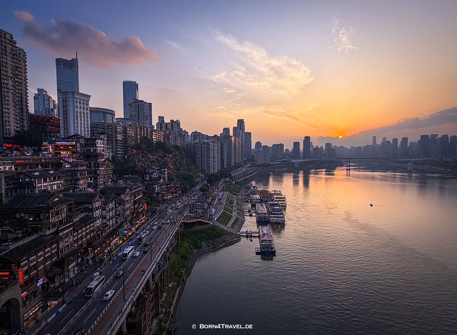 Qiansimen Bridge,Chongqing,China2026,born4travel.de