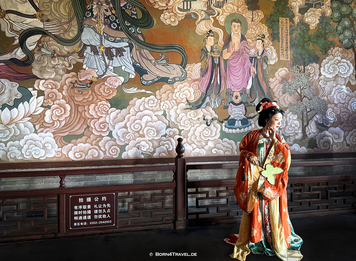 Hanfu,Huayan Tempel,Datong,China2026,born4travel.de