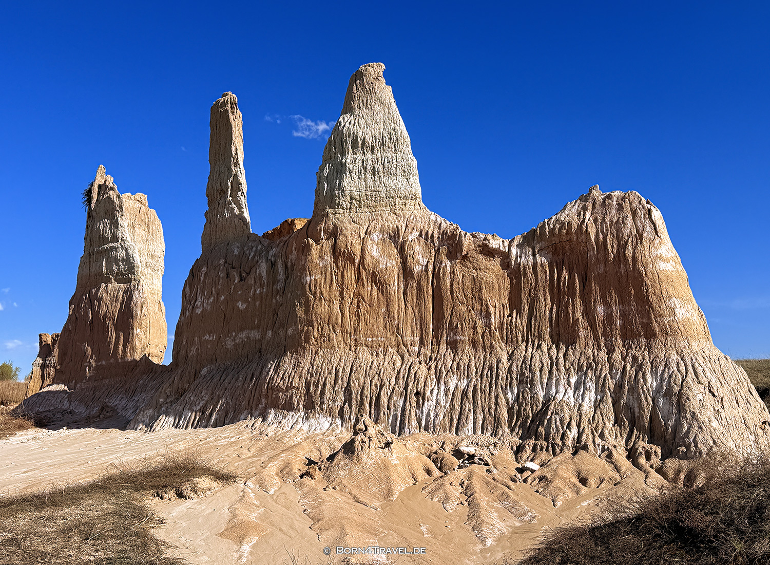 Rote Steine in Tulin,Datong,China2026,born4travel.de