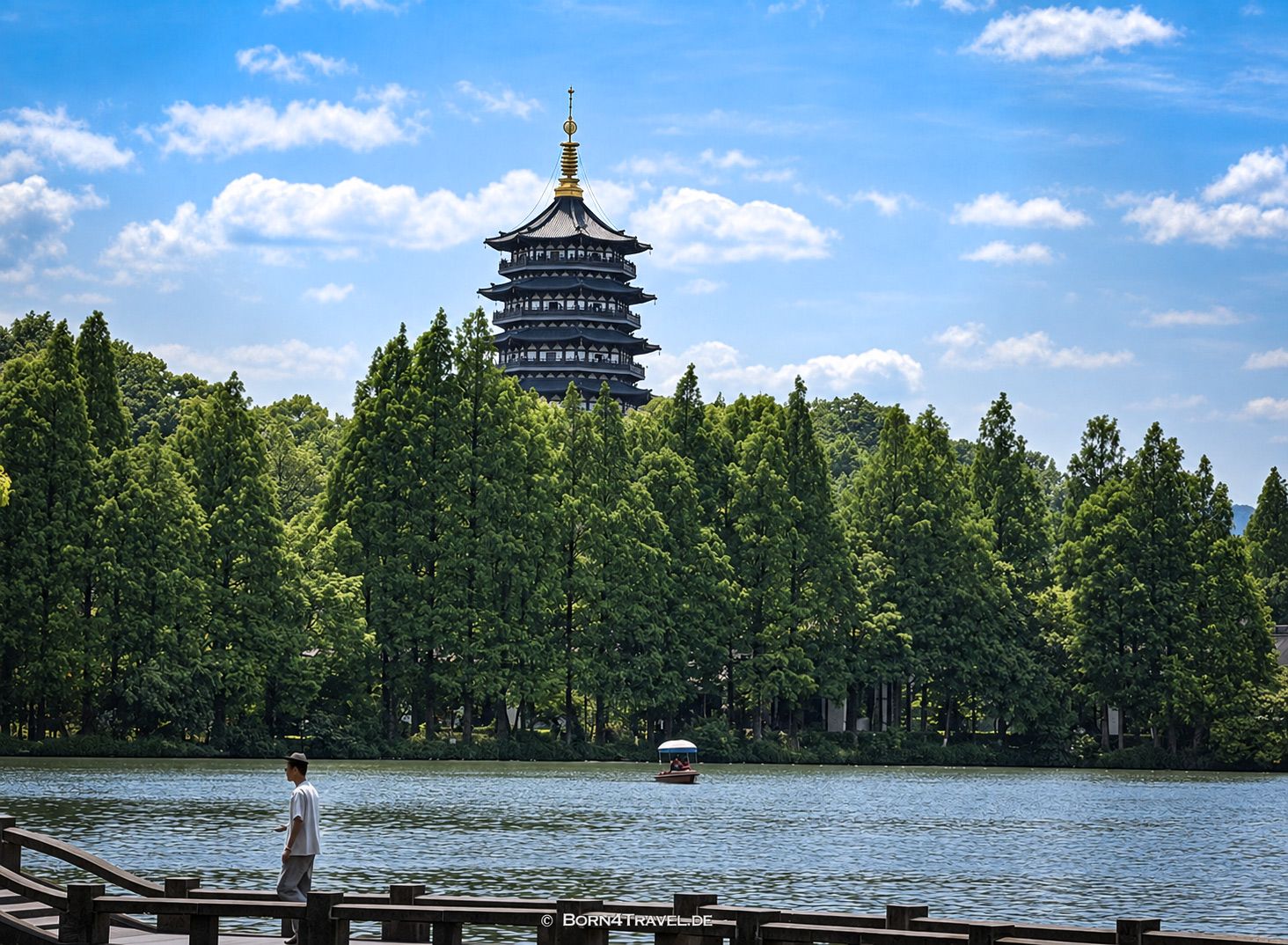 Leifeng Pagode,Hangzhou,China2026,born4travel.de