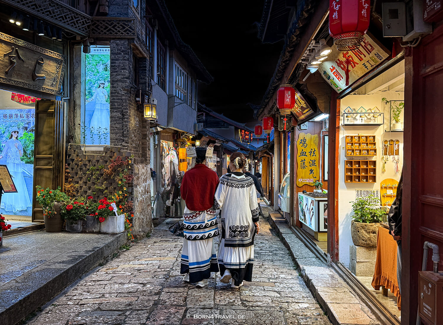 Yunnan,China2026,born4travel.de