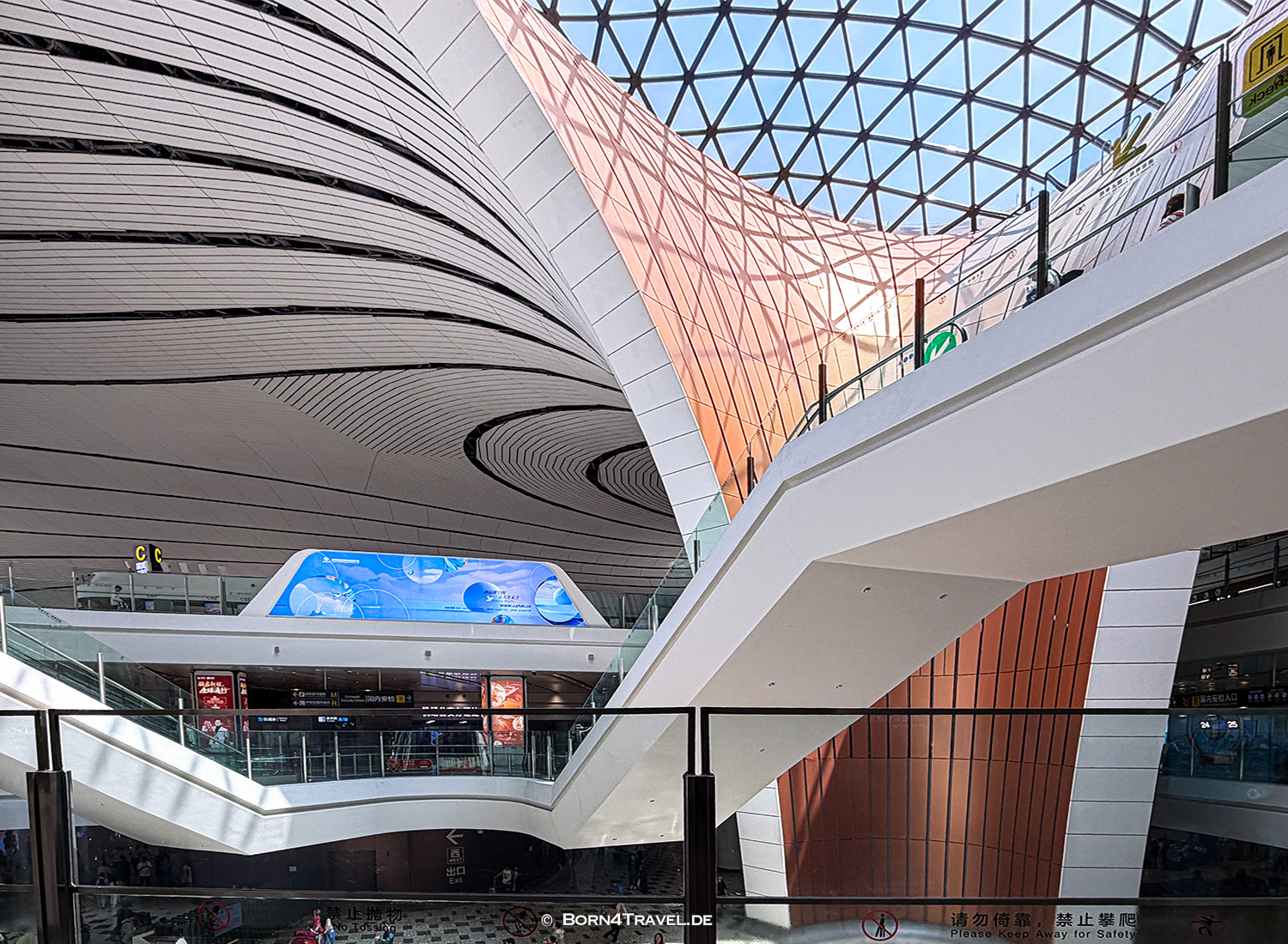 Beijing Daxing International Airport,China2026,born4travel.de