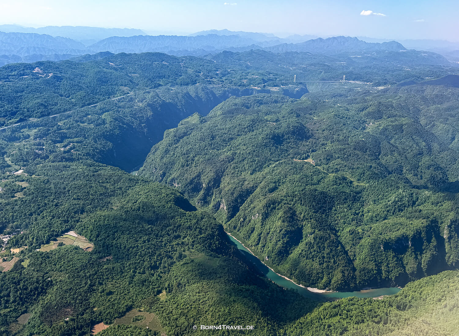 Beijing to Zhangjiajie flight, China2026,born4travel.de