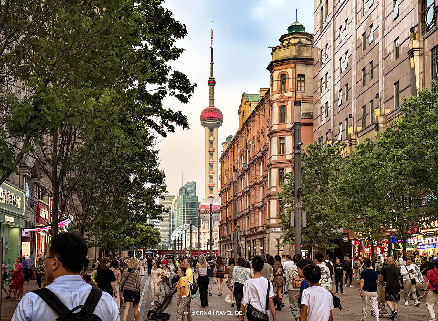 Shanghai,China2026,born4travel.de