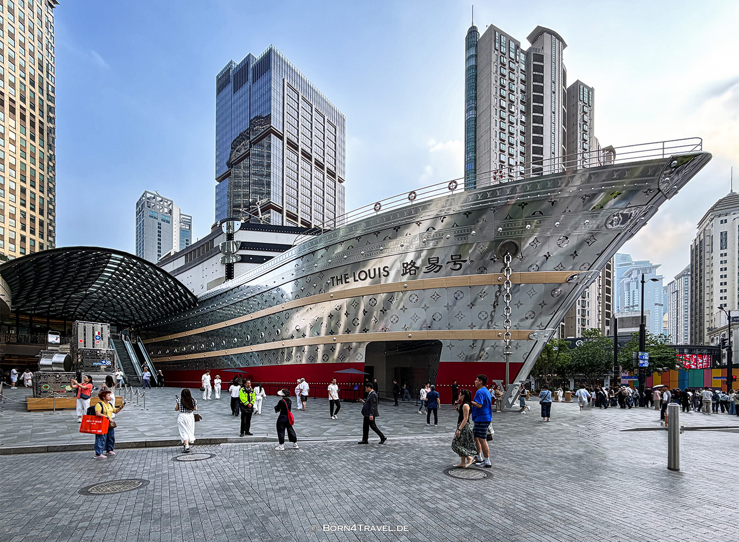 The Louis - Visionary Journeys in Shanghai,China2026,born4travel.de