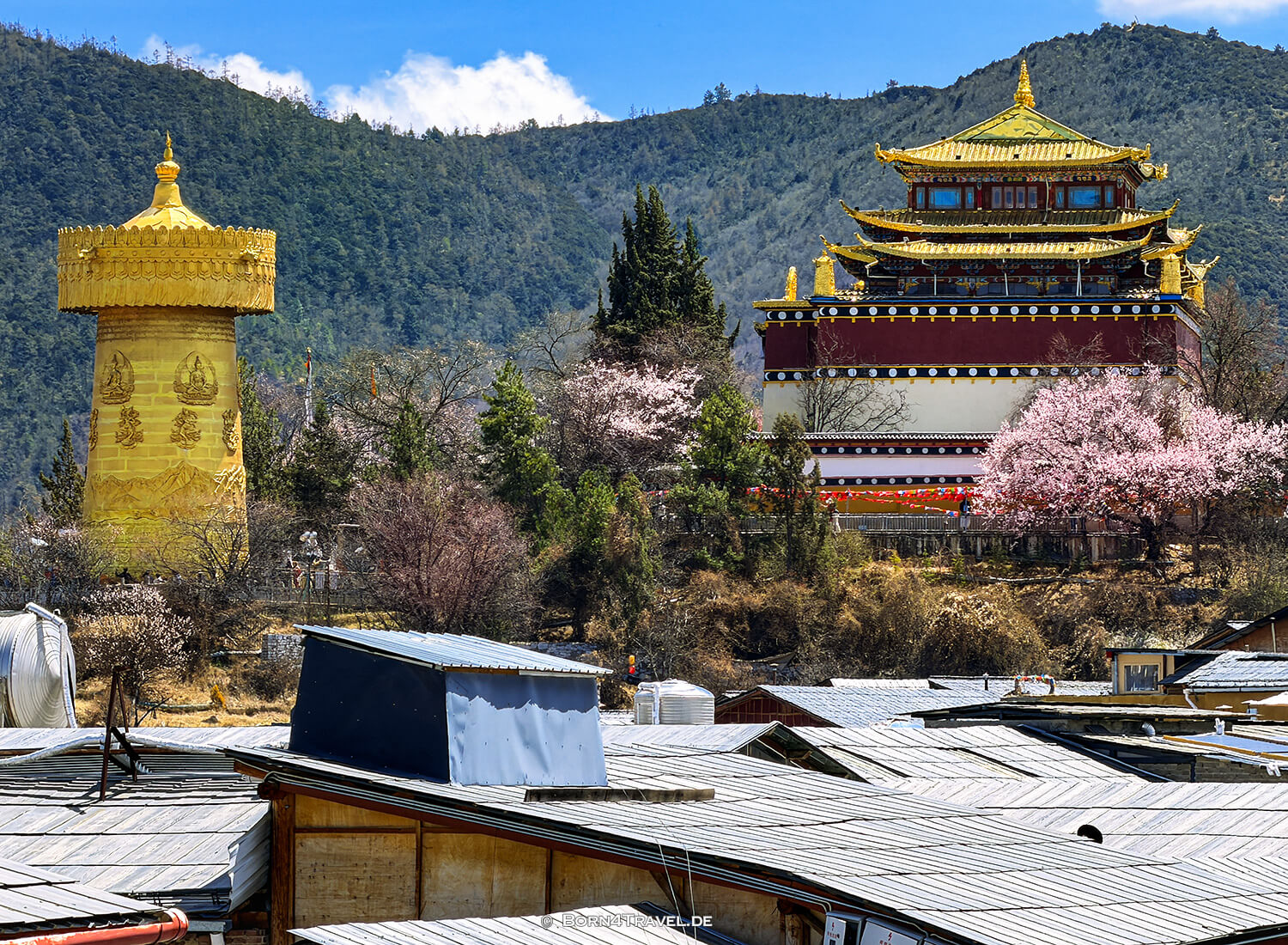 North Gate von Dukezong,Shangri-la,YunnannChina2026,born4travel.de