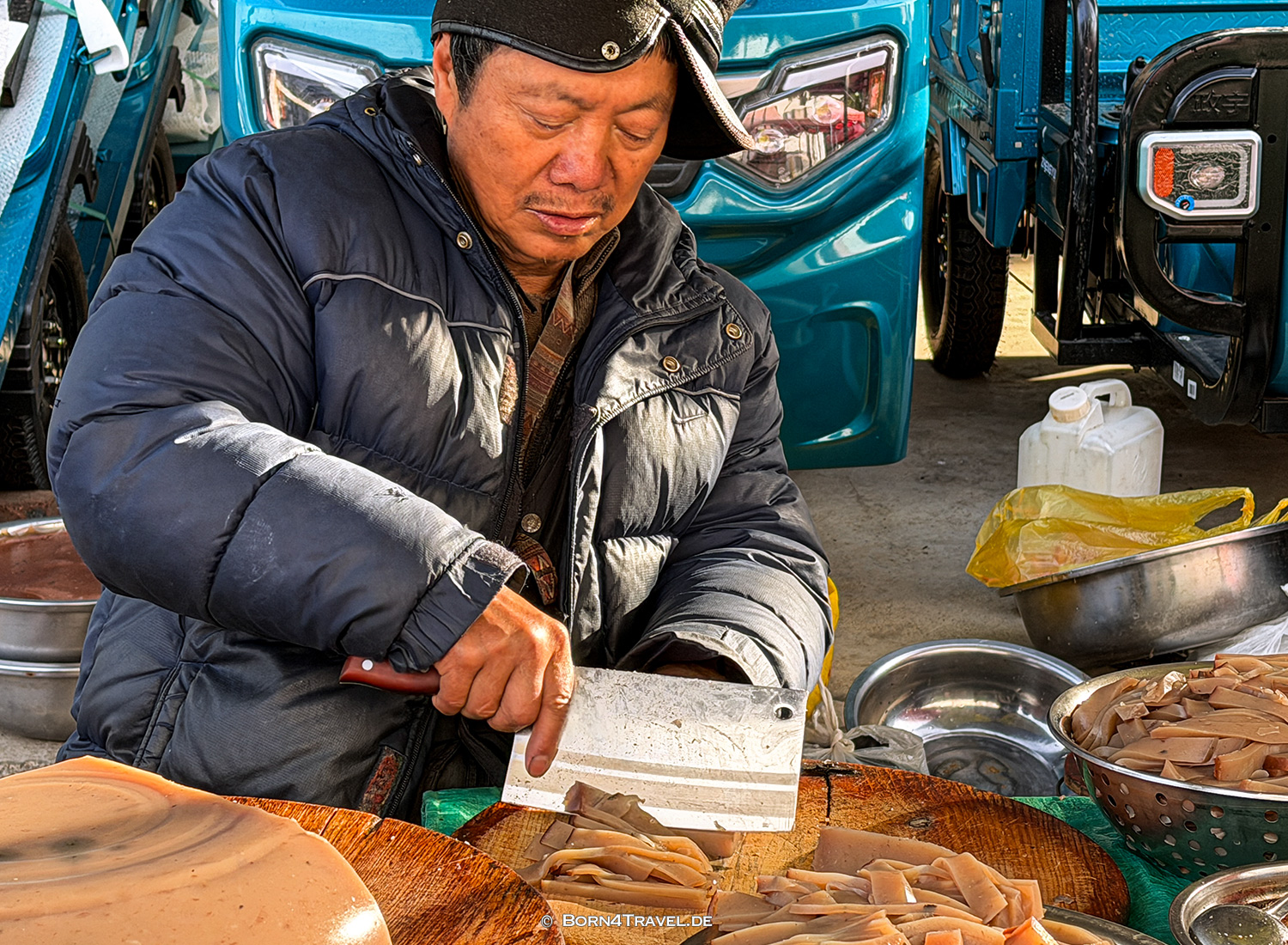Shaxi Friday Market, Yunnan, China2026,born4travel.de
