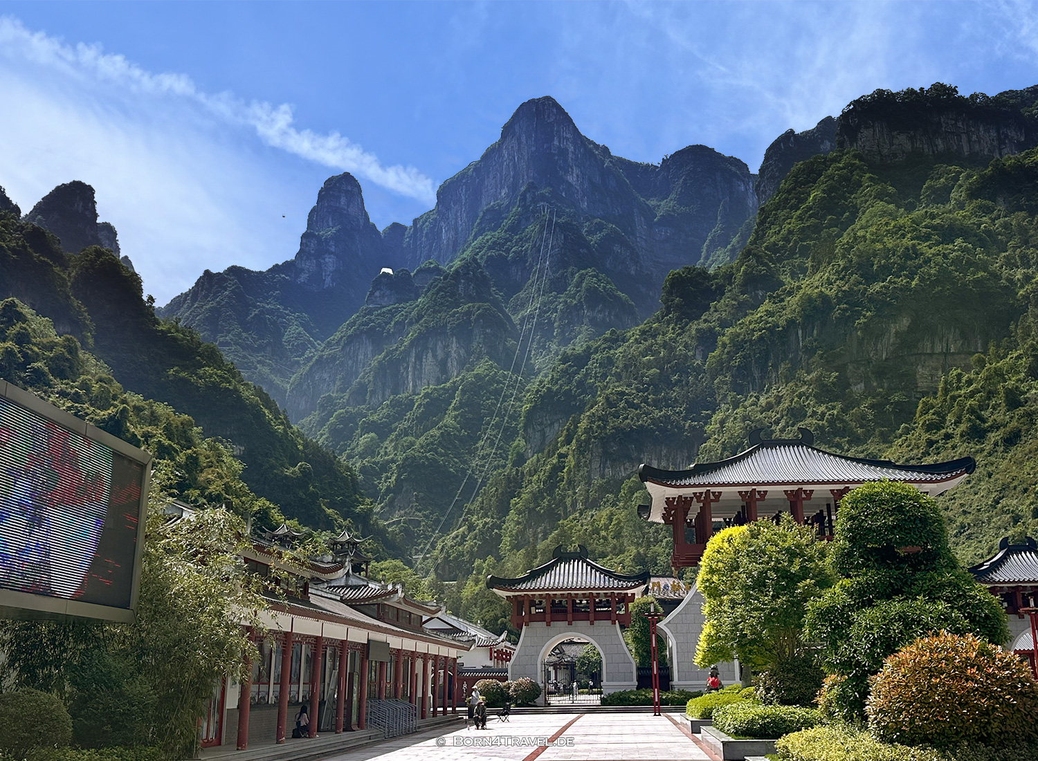 Tianmenshan National Forest Park Zhangjiajie,China2026,born4travel.de