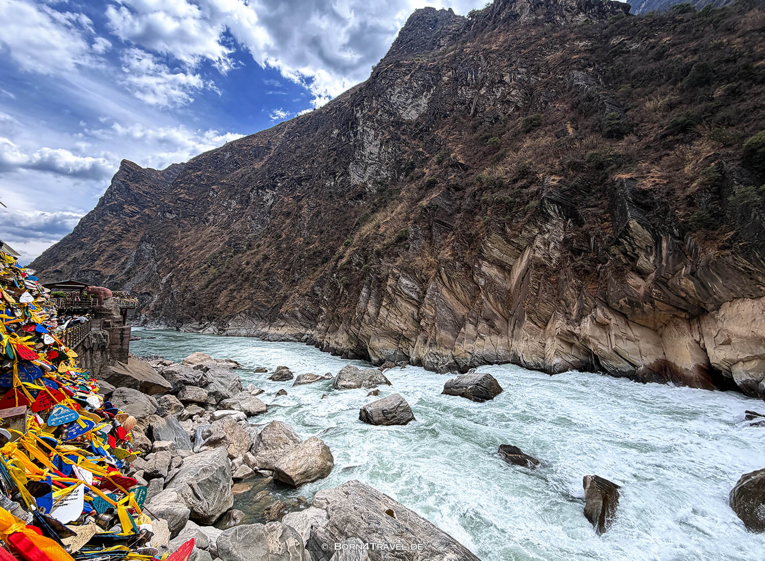 Tiger Leaping Gorge High  Trail, Yunnan,China2026,born4travel.de