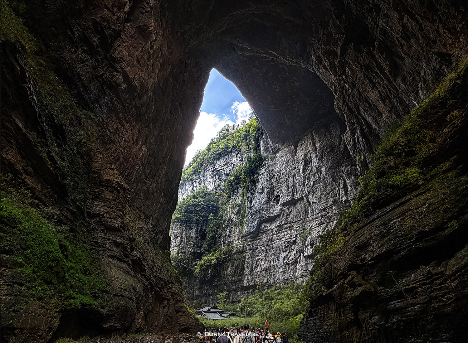 Three Natural Bridges (天生三桥) im Wulong-Karstgebiet,China2026,born4travel.de