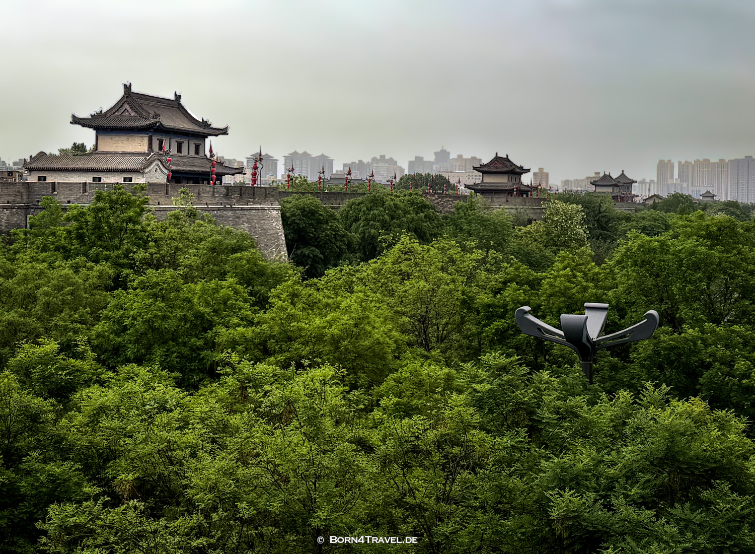City Wall Xi'an,China2026,born4travel.de