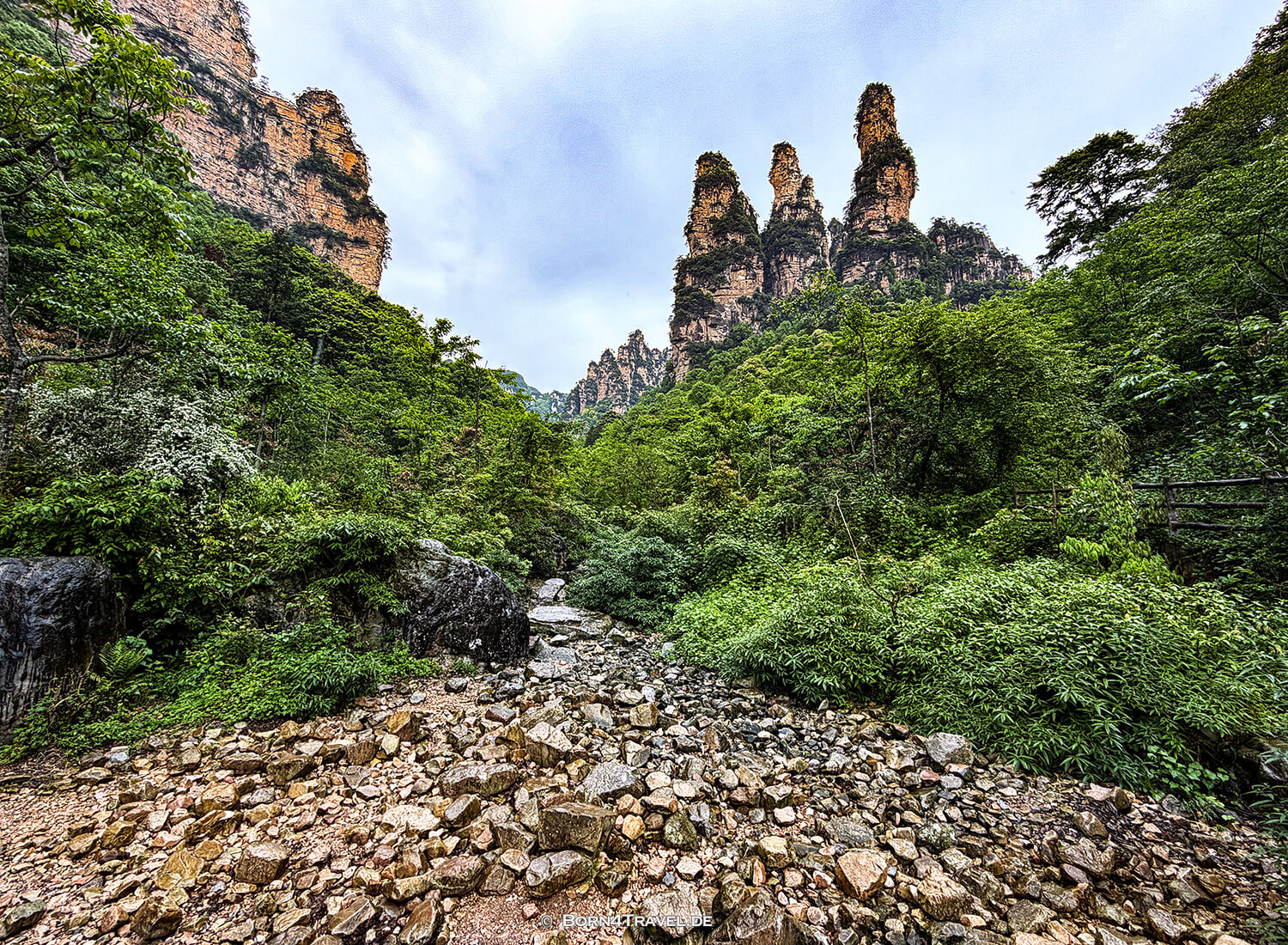 Suoxiyu Scenic Area,Three Sisters Peaks,Zhangjiajie National Forest Park,China2026,born4travel.de