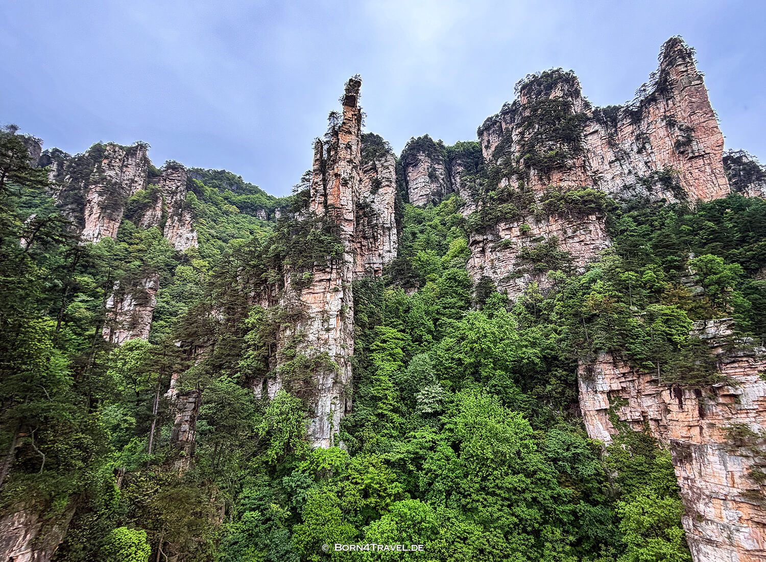 Tianzi-Mountain-Seilbahn,Zhangjiajie National Forest Park,China2026,born4travel.de
