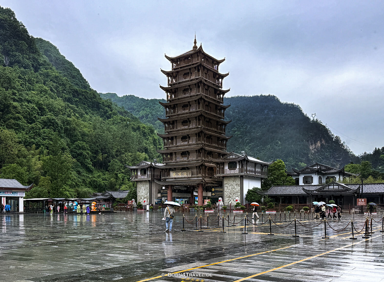 Wulingyuan Landmark Gate,Zhangjiajie National Forest Park,China2026,born4travel.de