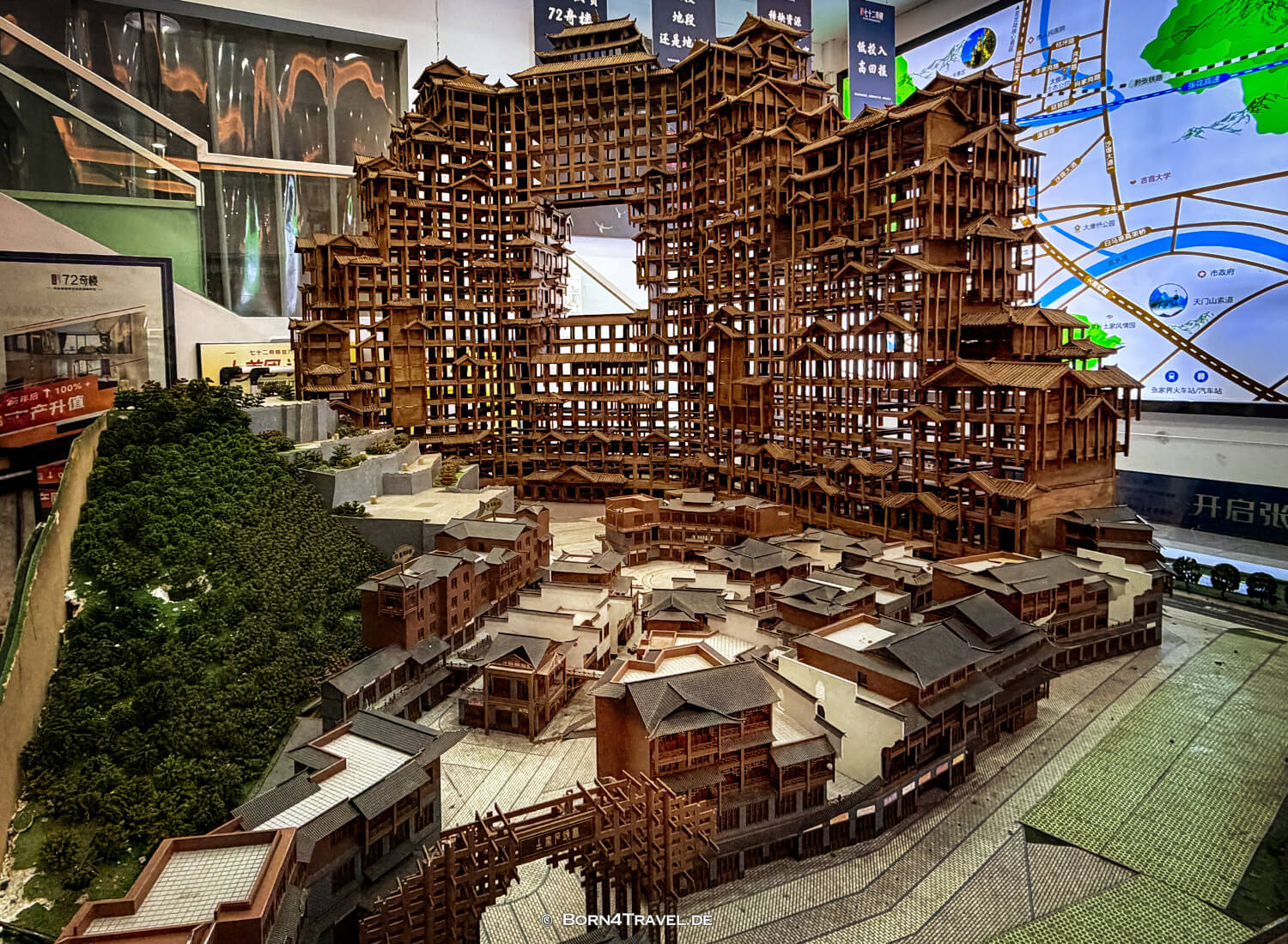 72 Qilou,Zhangjiajie,China2026,born4travel.de