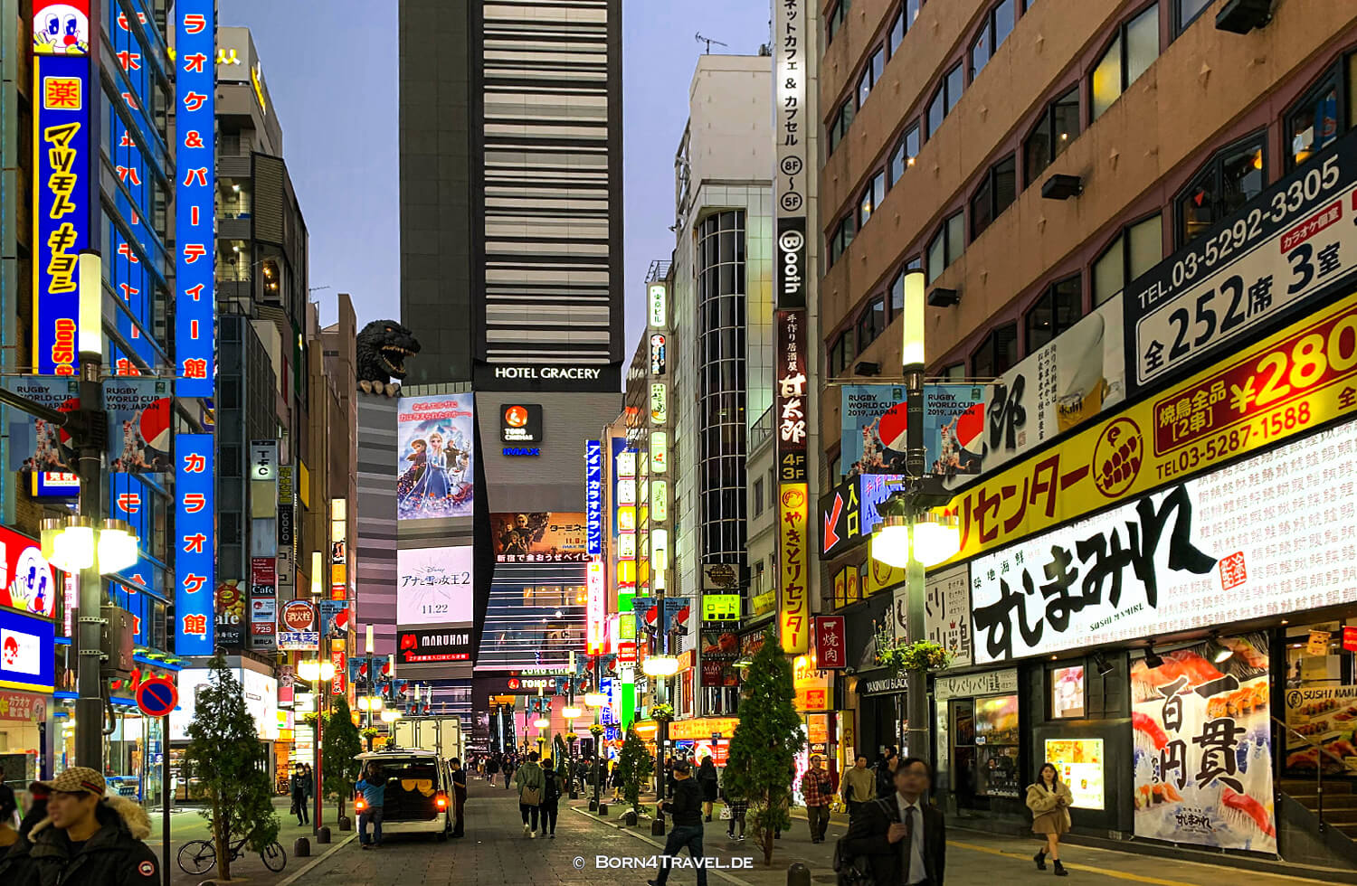 Shinjuku,Tokyo by bike 2019,born4travel.de