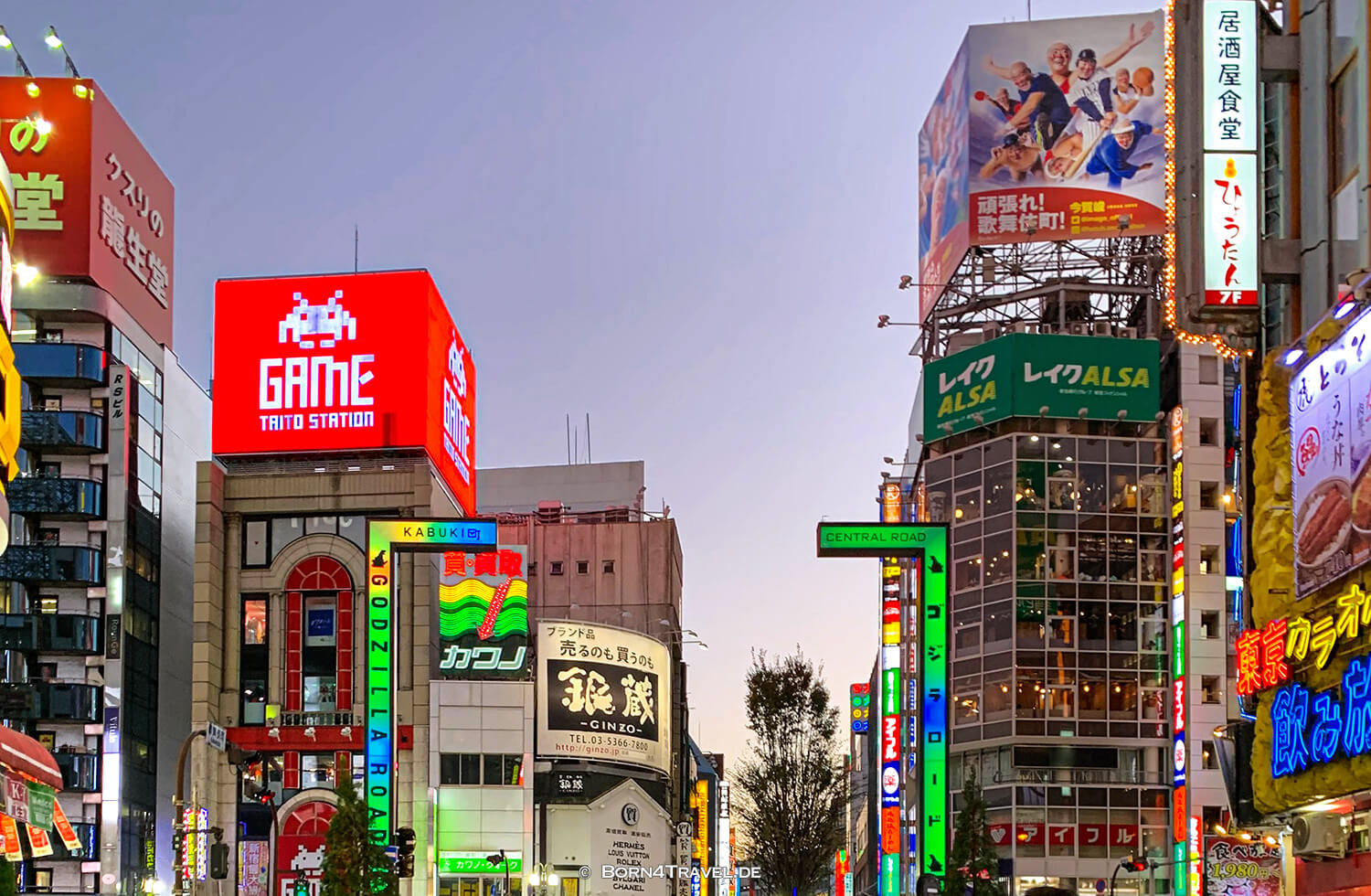 Shinjuku,Tokyo by bike 2019,born4travel.de