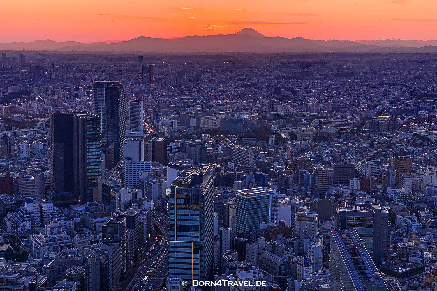 Shibuya Sky,Shichi-go-san,Tokyo by bike 2019,born4travel.de