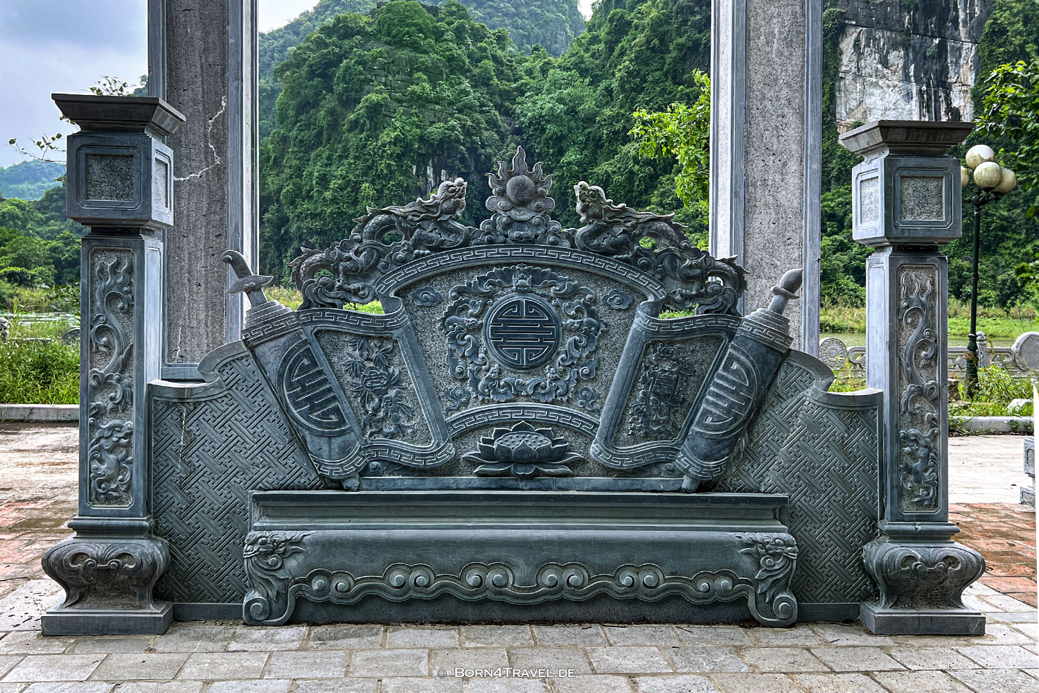 Đền Vối,Vietnam,born4travel