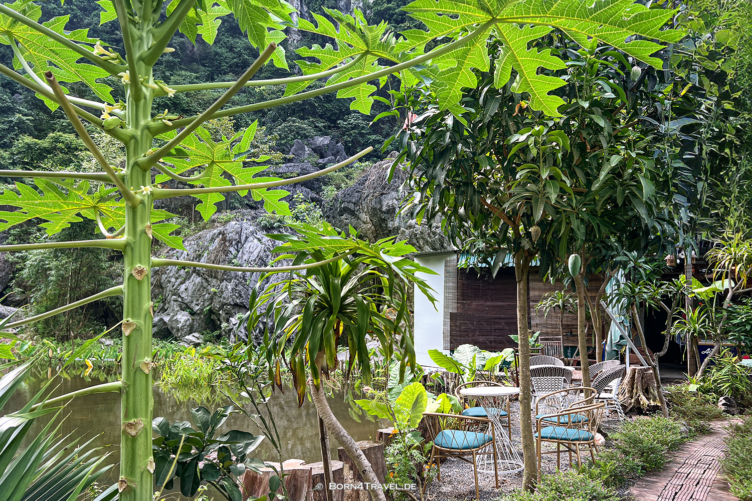 Minh Quan Restaurant Tam Cốc,Vietnam,born4travel