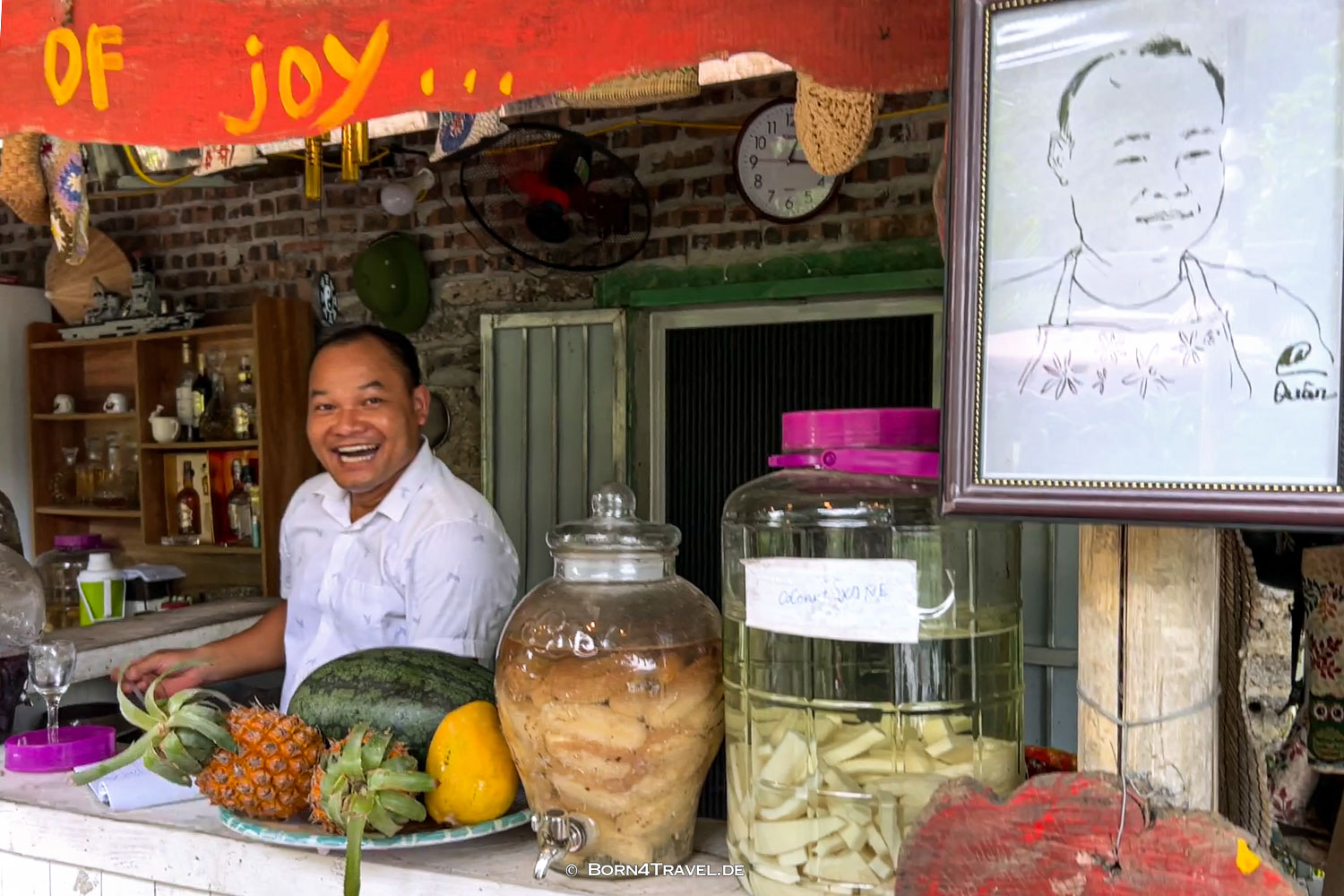 Minh Quan Restaurant Tam Cốc,Vietnam,born4travel