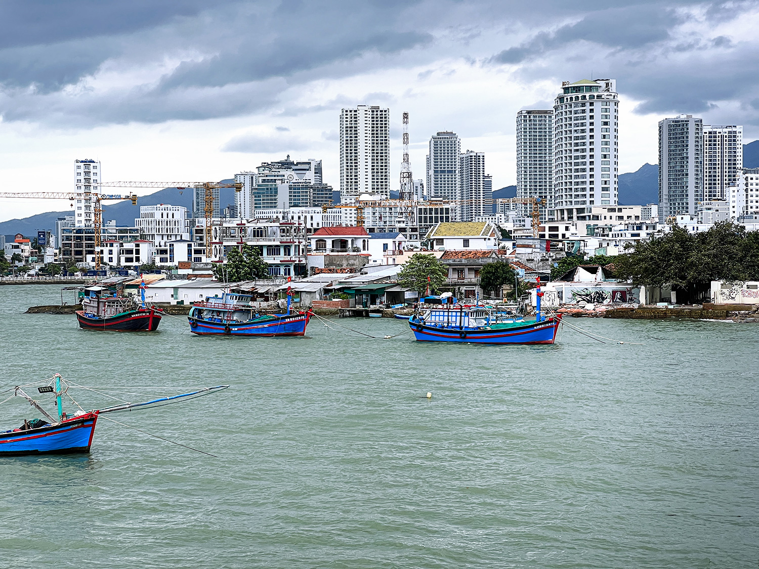 Mündung des Cai River,Nha Trang,Vietnam2025,born4travel.de Mündung des Cai River,Nha Trang,Vietnam2025,born4travel.de