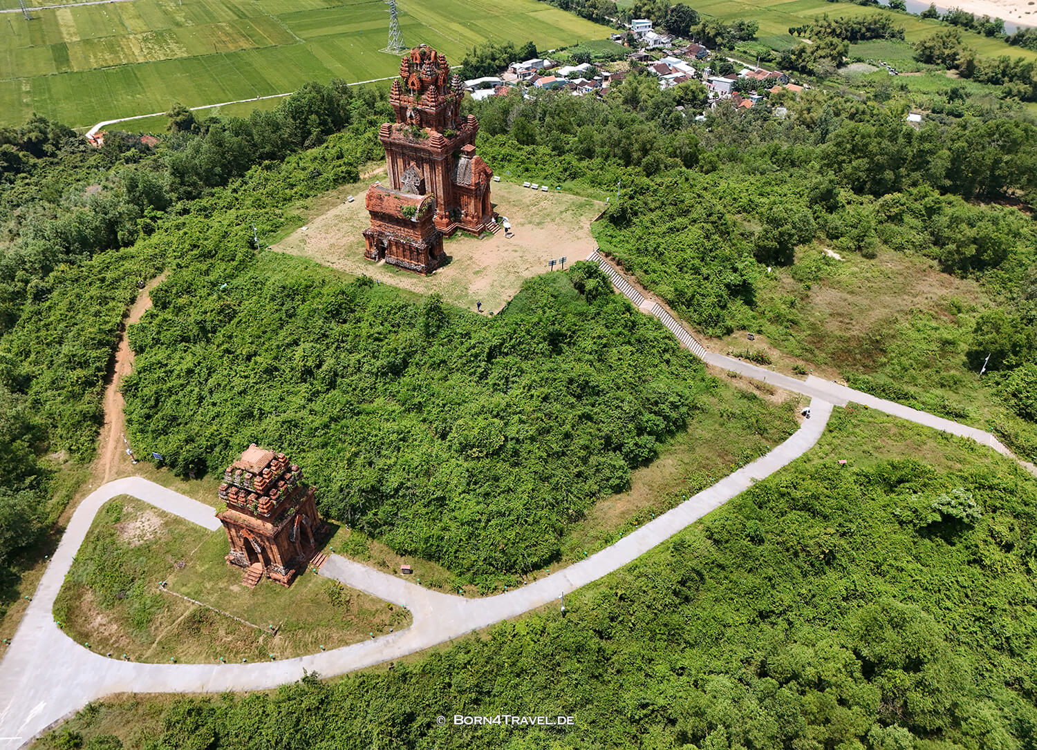 Bánh Ít Cham Tempel,Vietnam2025,born4travel.de Bánh Ít Cham Tempel,Vietnam2025,born4travel.de