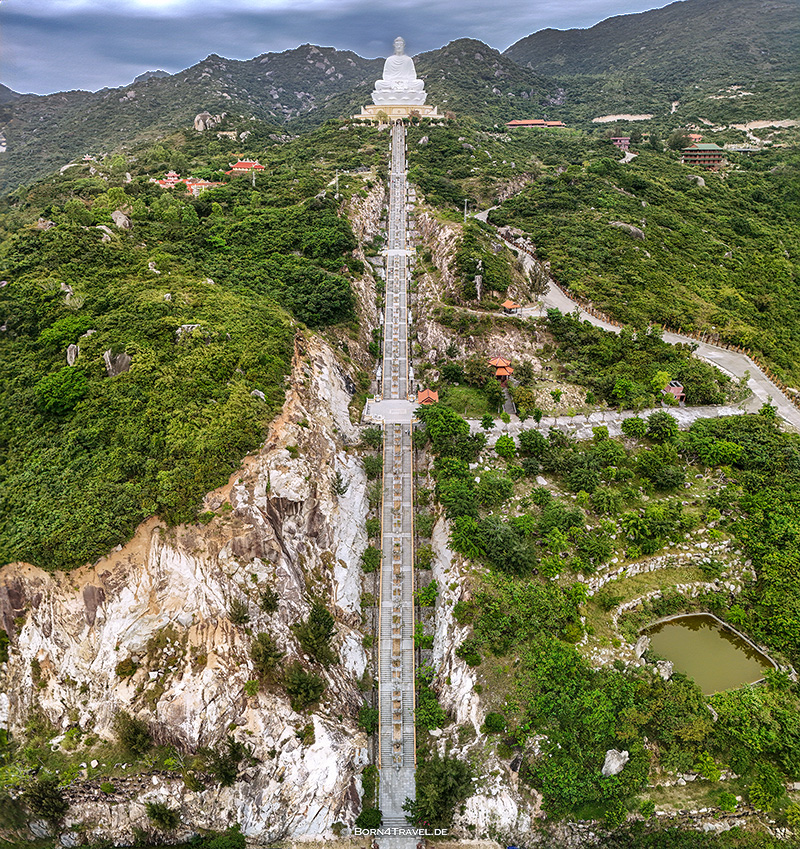Buddha Statue of Thien Hung Zen Quy Nhơn,Vietnam2025,born4travel.de Buddha Statue of Thien Hung Zen Quy Nhơn,Vietnam2025,born4travel.de